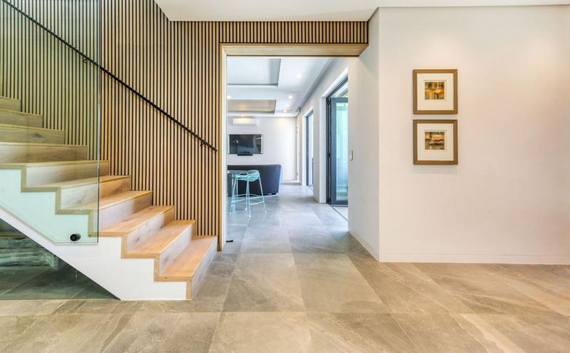 6 Bedroom Property for Sale in Camps Bay Western Cape